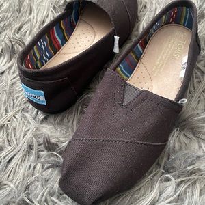 Toms brand new